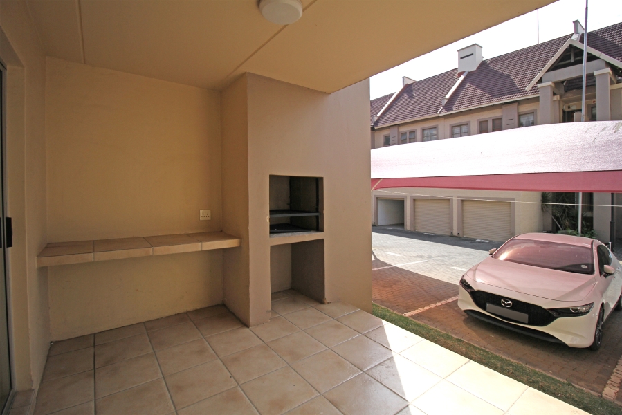 2 Bedroom Property for Sale in Sundowner Gauteng