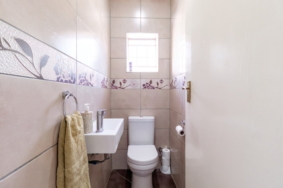 3 Bedroom Property for Sale in Rynfield Gauteng