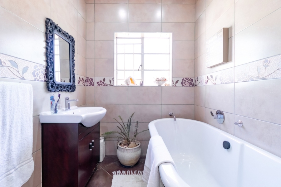 3 Bedroom Property for Sale in Rynfield Gauteng