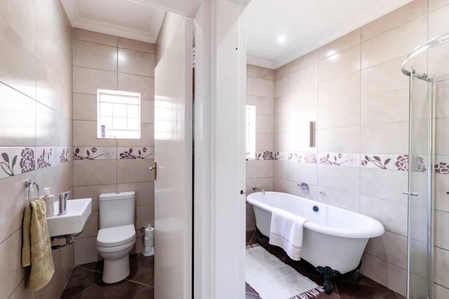 3 Bedroom Property for Sale in Rynfield Gauteng