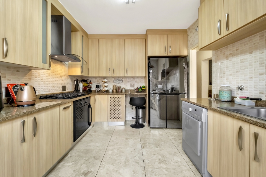 3 Bedroom Property for Sale in Morningside Gauteng