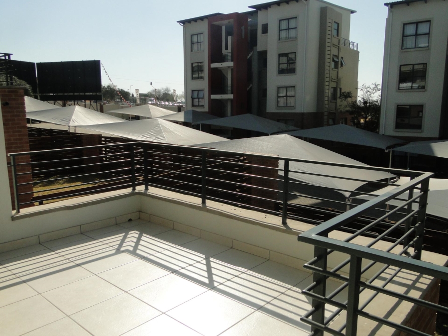 To Let 2 Bedroom Property for Rent in Fourways Gauteng