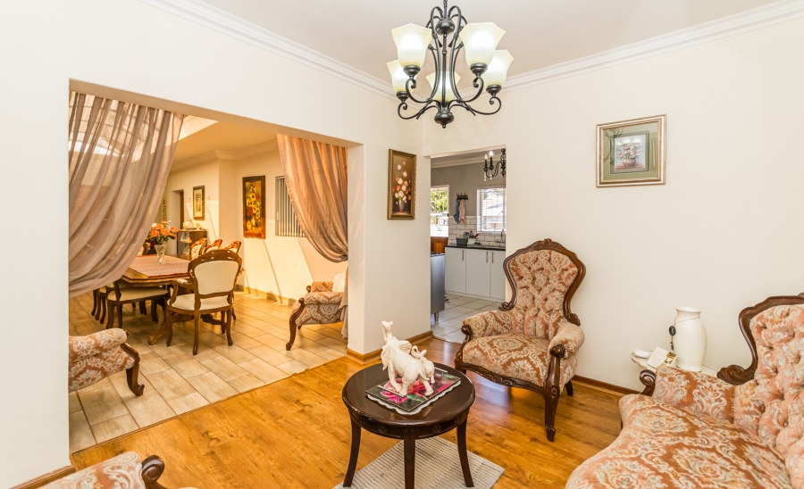 4 Bedroom Property for Sale in Doringkloof Gauteng