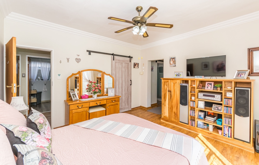 4 Bedroom Property for Sale in Doringkloof Gauteng