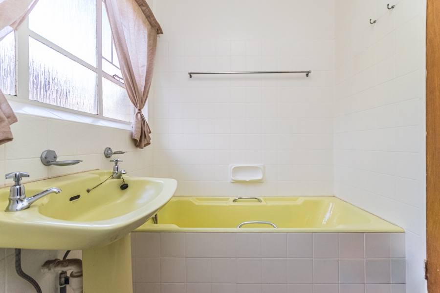 3 Bedroom Property for Sale in Greenhills Gauteng