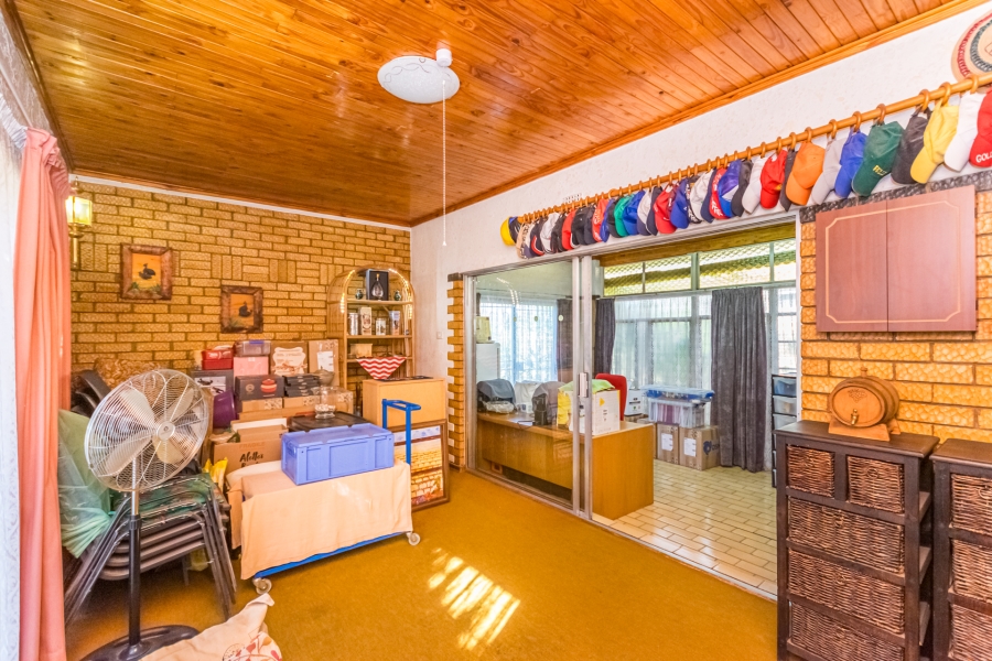 3 Bedroom Property for Sale in Greenhills Gauteng