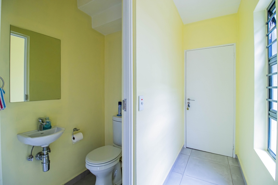 3 Bedroom Property for Sale in Broadacres Gauteng