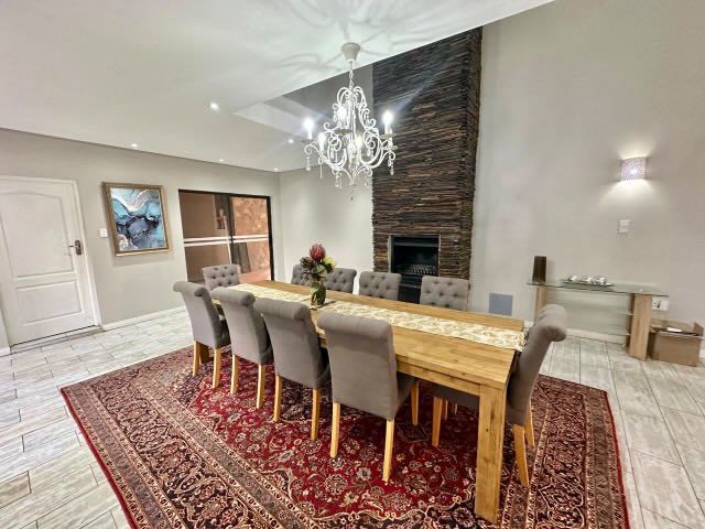 7 Bedroom Property for Sale in Monavoni Gauteng