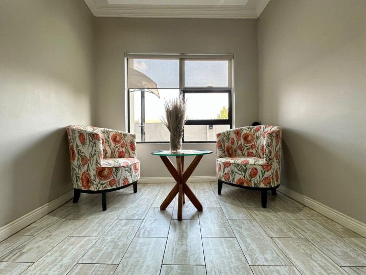 7 Bedroom Property for Sale in Monavoni Gauteng