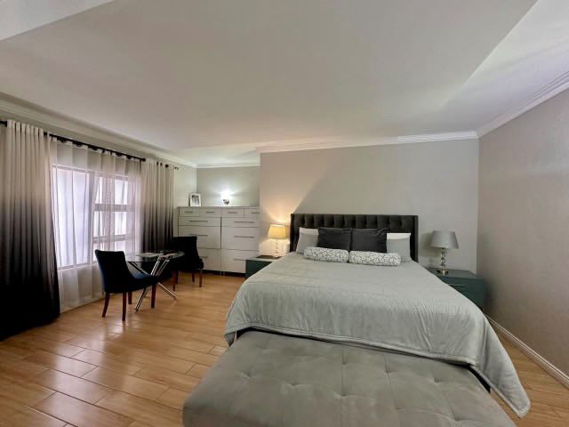 7 Bedroom Property for Sale in Monavoni Gauteng