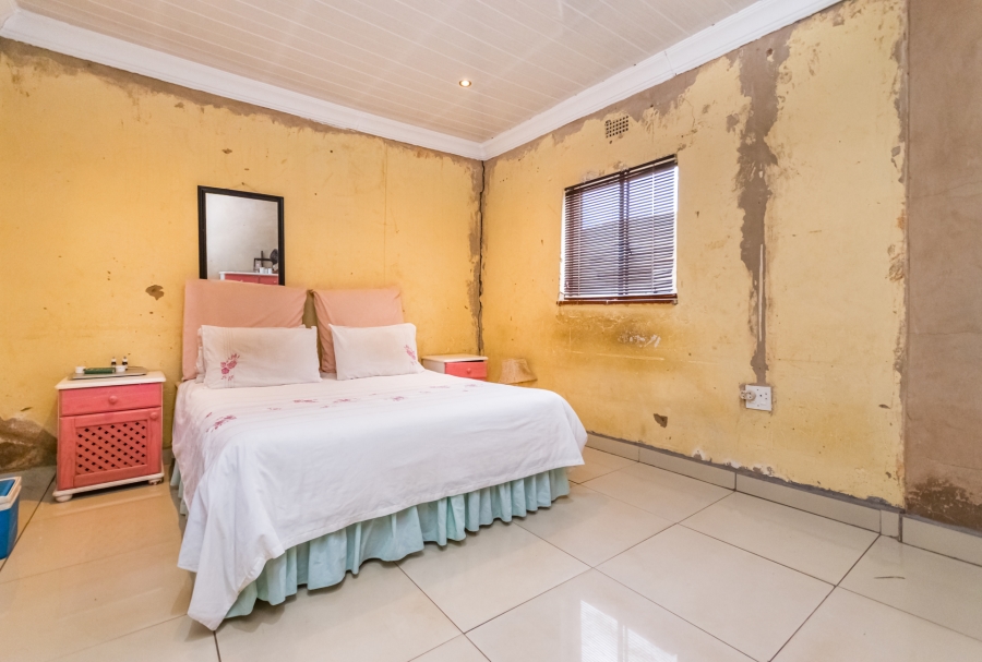 3 Bedroom Property for Sale in Naledi Gauteng