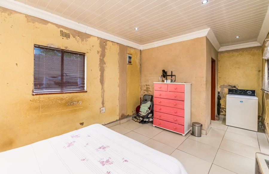 3 Bedroom Property for Sale in Naledi Gauteng