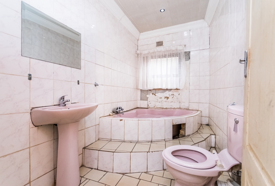 3 Bedroom Property for Sale in Naledi Gauteng