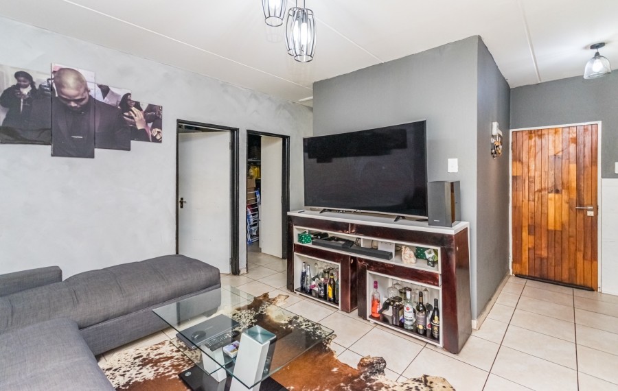 2 Bedroom Property for Sale in Jabulani Gauteng