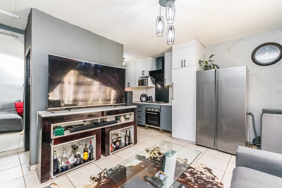 2 Bedroom Property for Sale in Jabulani Gauteng