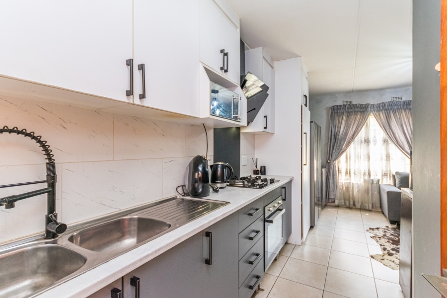 2 Bedroom Property for Sale in Jabulani Gauteng