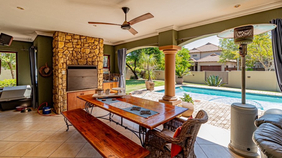 5 Bedroom Property for Sale in The Wilds Gauteng