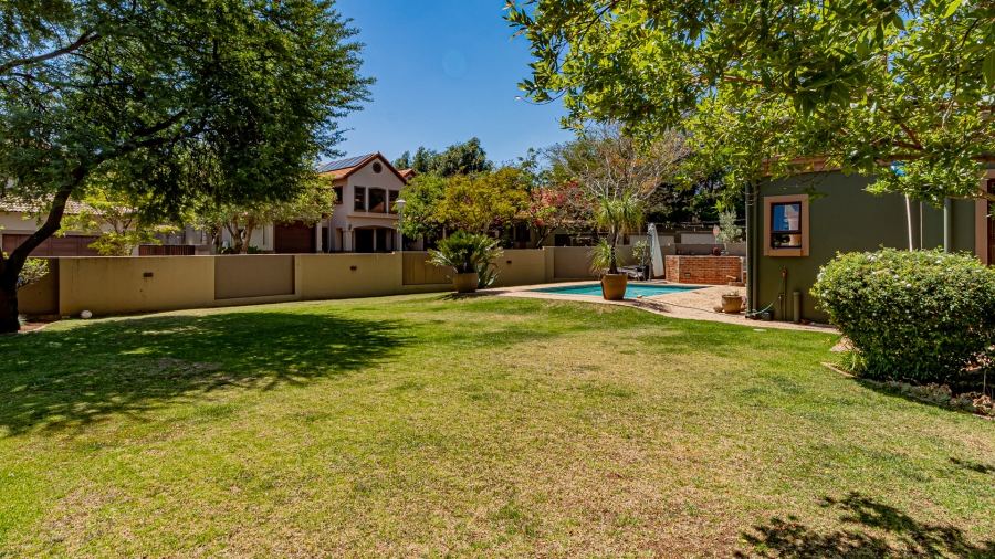 5 Bedroom Property for Sale in The Wilds Gauteng