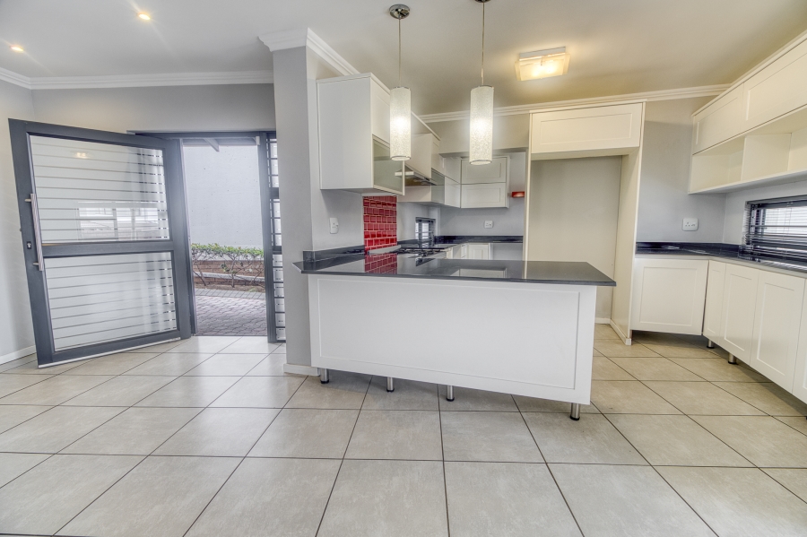 3 Bedroom Property for Sale in Paulshof Gauteng