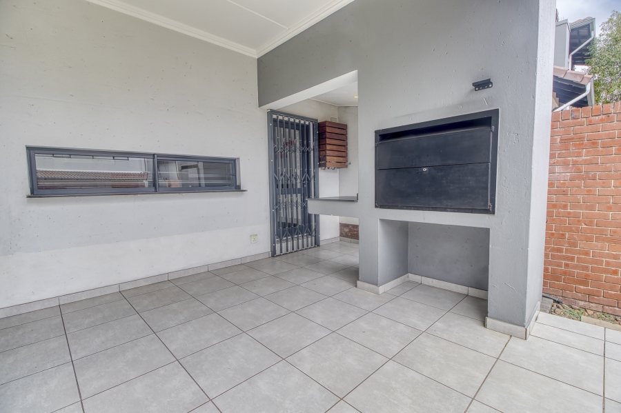 3 Bedroom Property for Sale in Paulshof Gauteng
