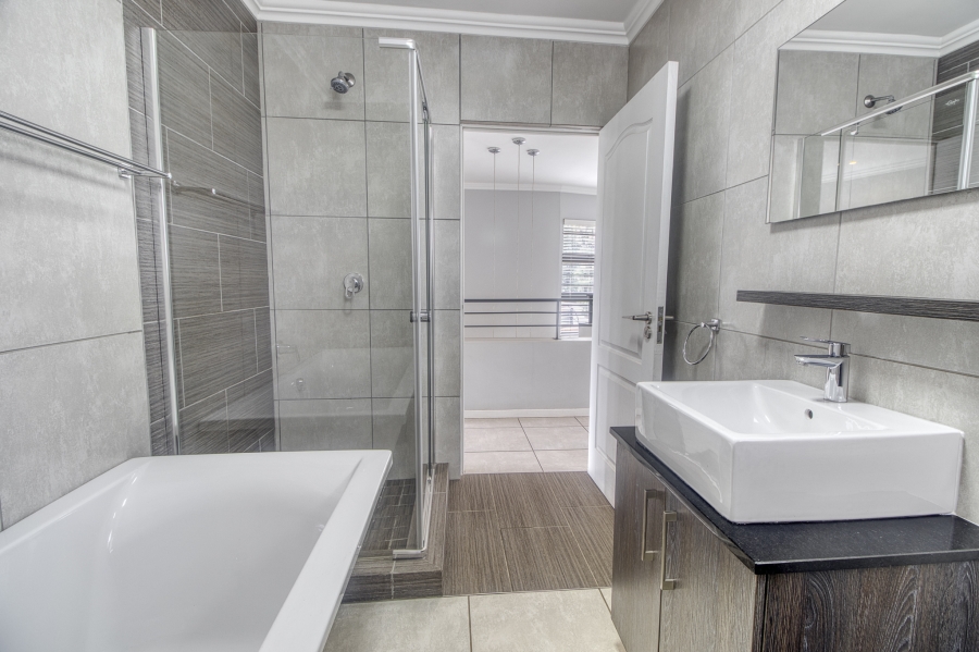 3 Bedroom Property for Sale in Paulshof Gauteng