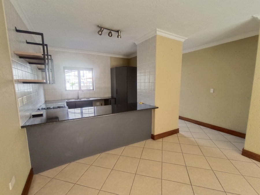 2 Bedroom Property for Sale in Zwartkop Gauteng