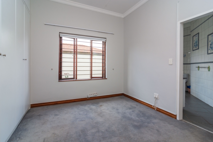 3 Bedroom Property for Sale in Strubensvallei Gauteng