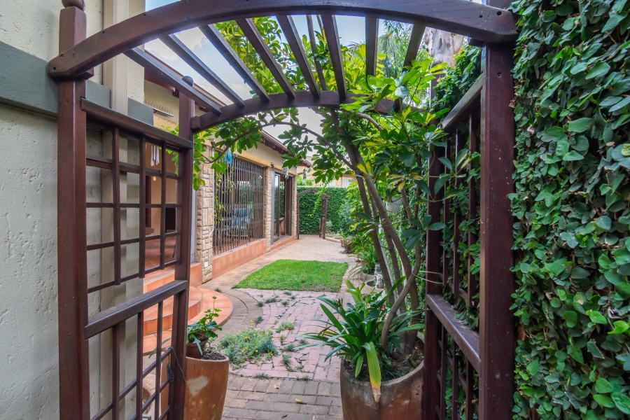 3 Bedroom Property for Sale in Strubensvallei Gauteng