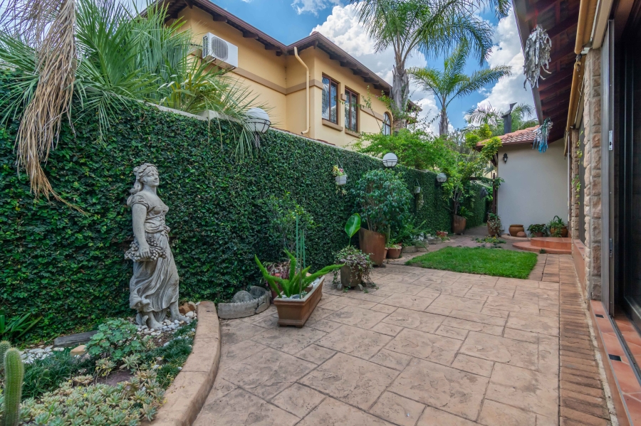 3 Bedroom Property for Sale in Strubensvallei Gauteng