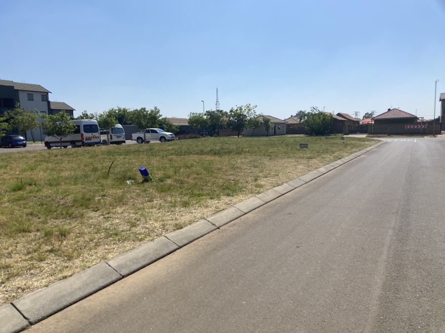 3 Bedroom Property for Sale in Selcourt Gauteng