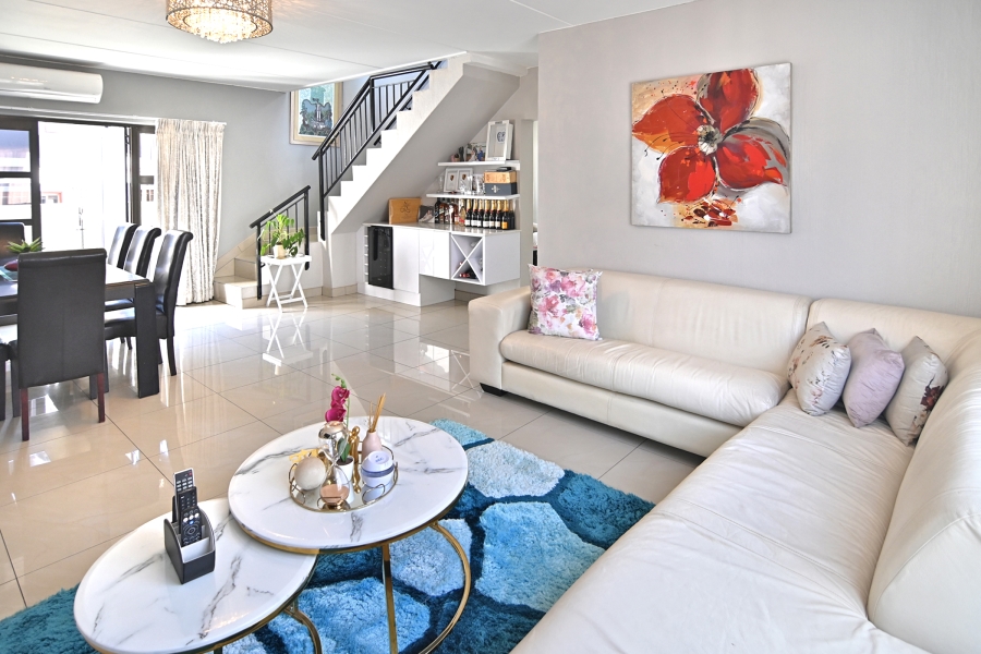 3 Bedroom Property for Sale in Noordwyk Gauteng