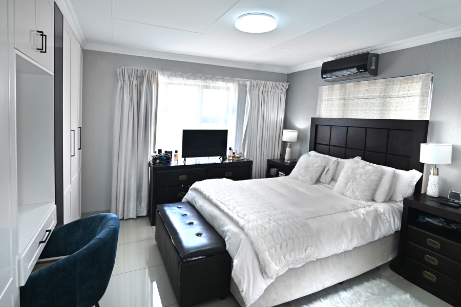 3 Bedroom Property for Sale in Noordwyk Gauteng