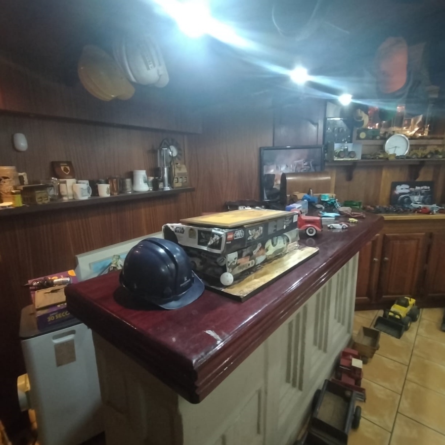 3 Bedroom Property for Sale in Three Rivers Gauteng