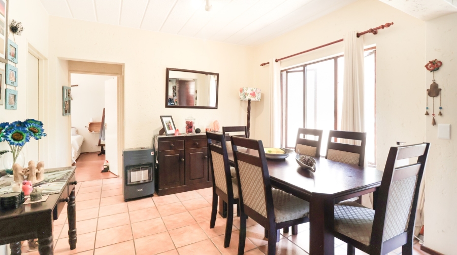 2 Bedroom Property for Sale in Douglasdale Gauteng