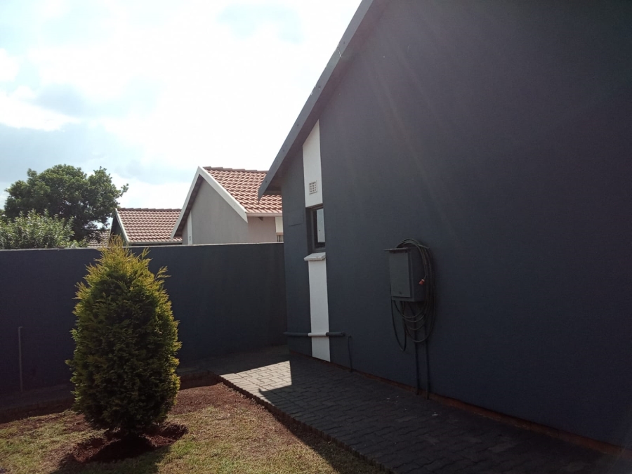 2 Bedroom Property for Sale in Sky City Gauteng
