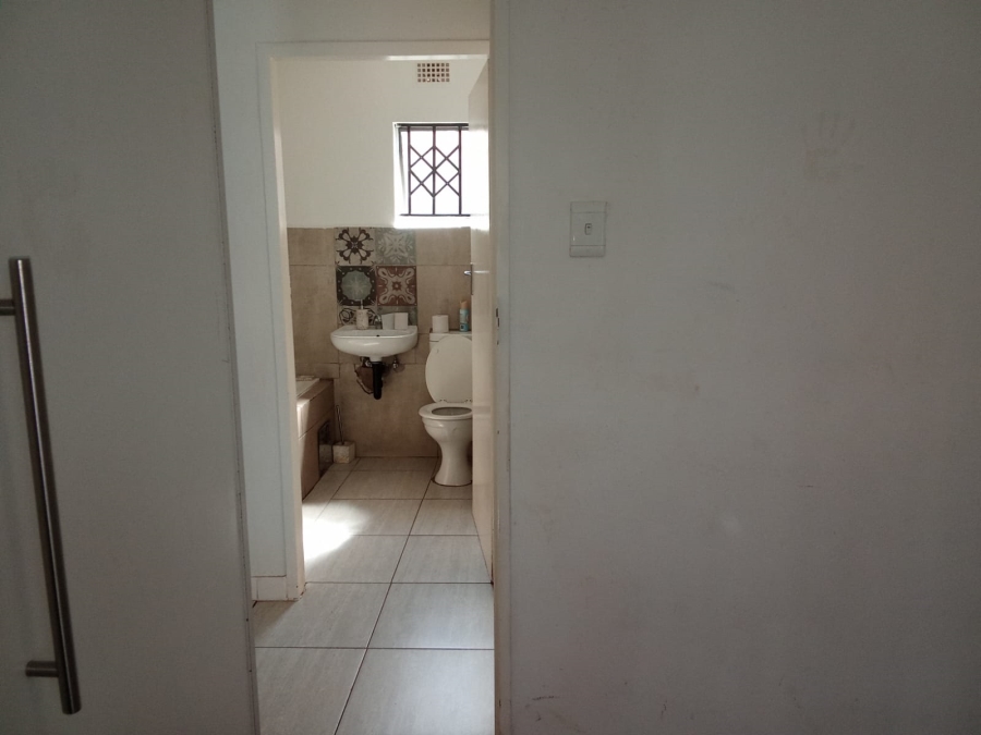 2 Bedroom Property for Sale in Sky City Gauteng