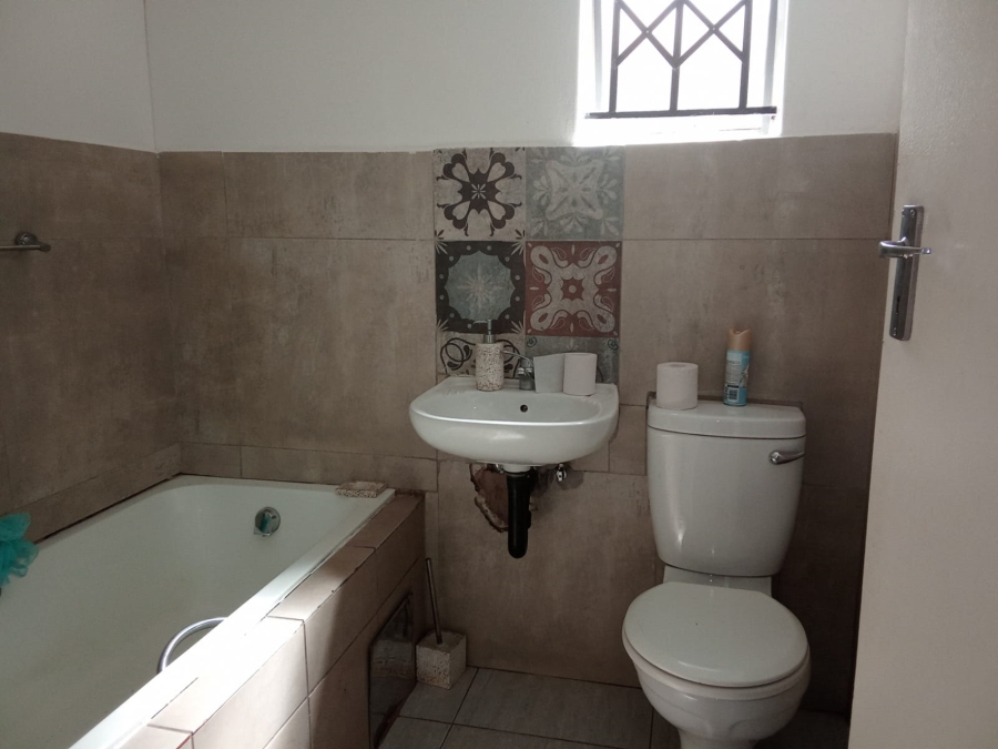 2 Bedroom Property for Sale in Sky City Gauteng