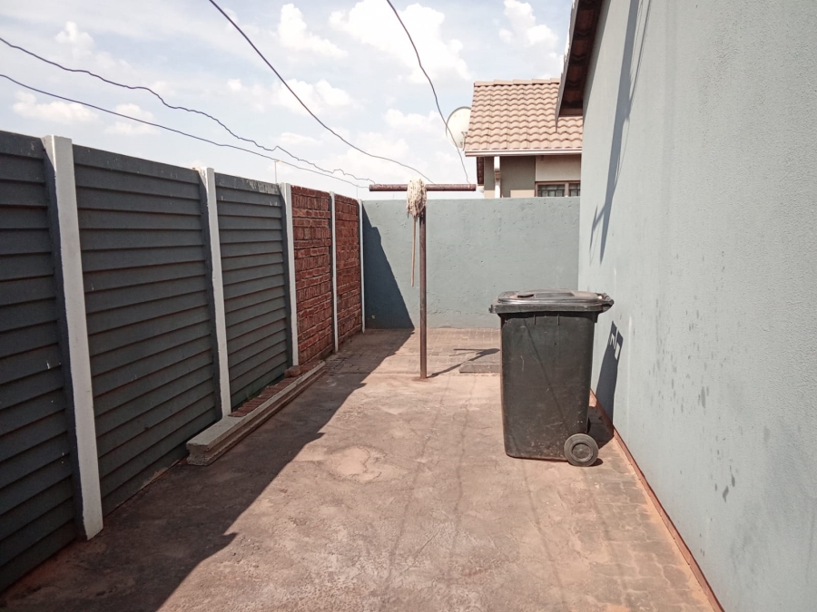 2 Bedroom Property for Sale in Sky City Gauteng