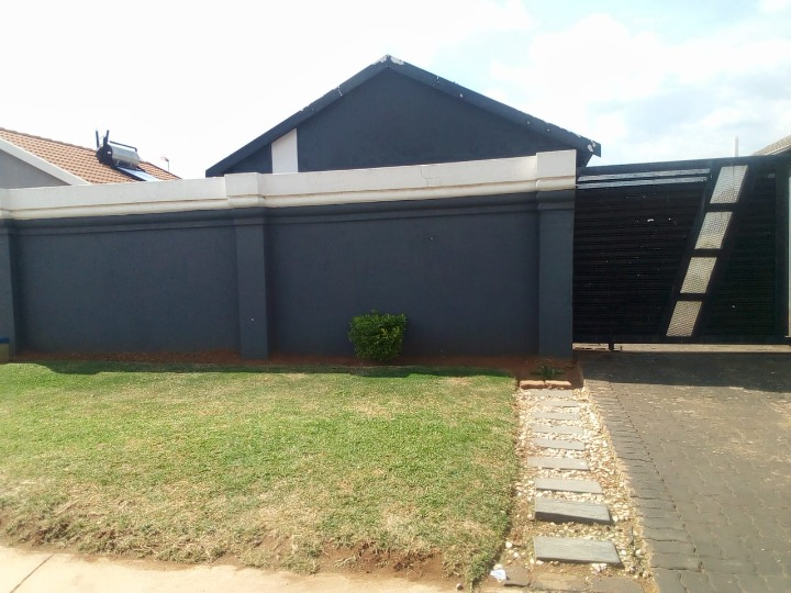 2 Bedroom Property for Sale in Sky City Gauteng