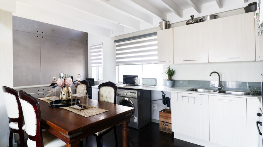 2 Bedroom Property for Sale in Beverley Gauteng