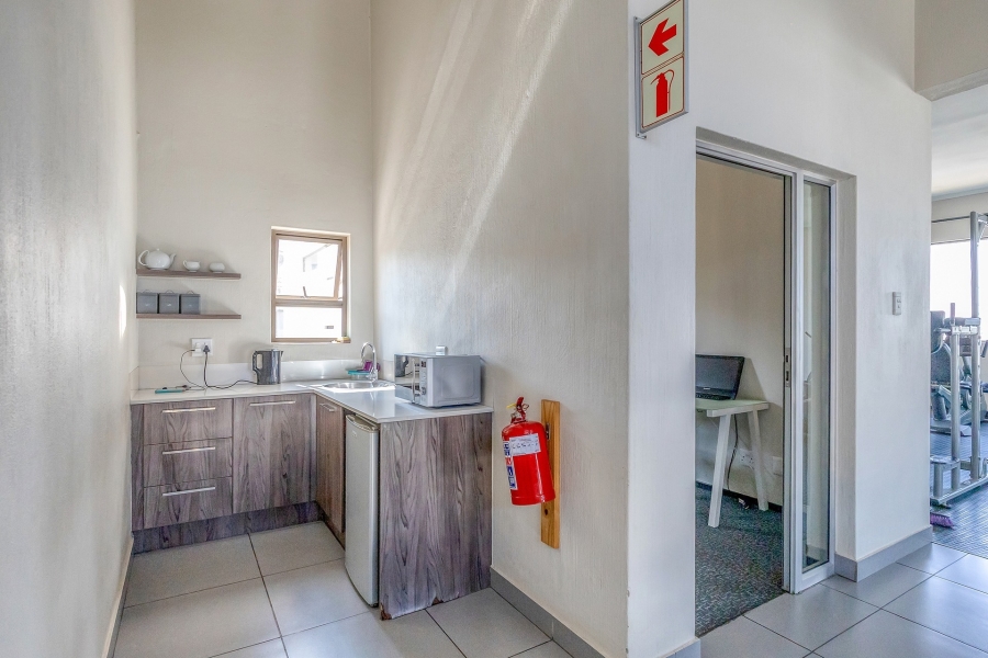 2 Bedroom Property for Sale in Beverley Gauteng