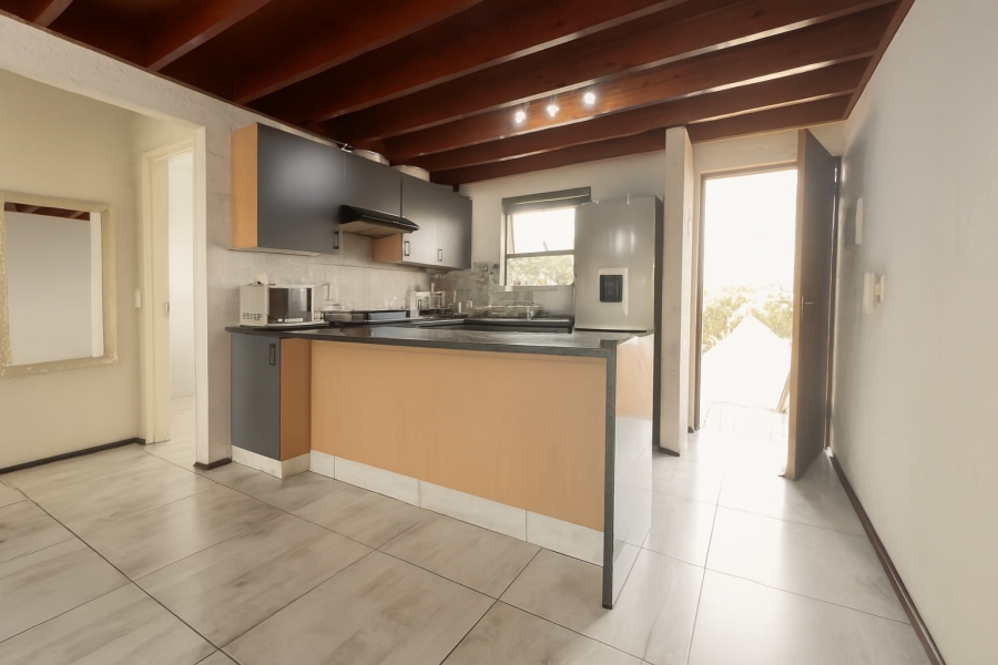 1 Bedroom Property for Sale in Lonehill Gauteng