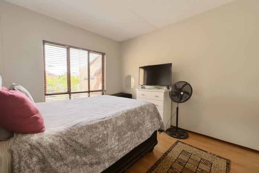 1 Bedroom Property for Sale in Lonehill Gauteng