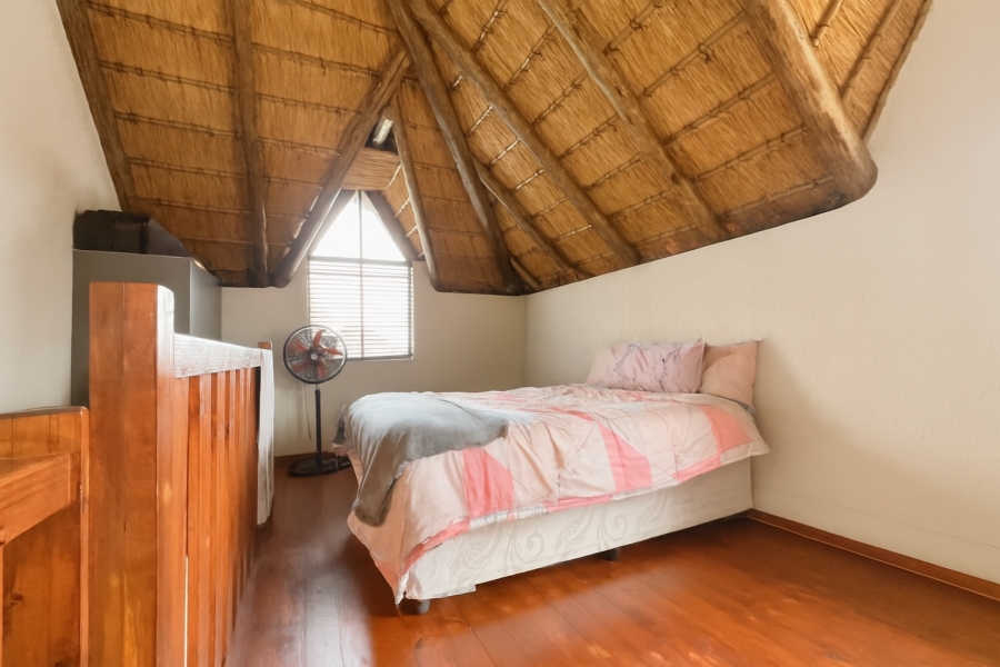 1 Bedroom Property for Sale in Lonehill Gauteng