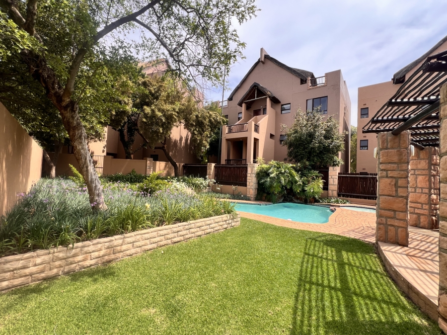 1 Bedroom Property for Sale in Lonehill Gauteng