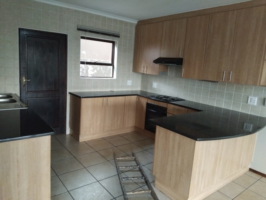 To Let 3 Bedroom Property for Rent in Chancliff Ridge Gauteng
