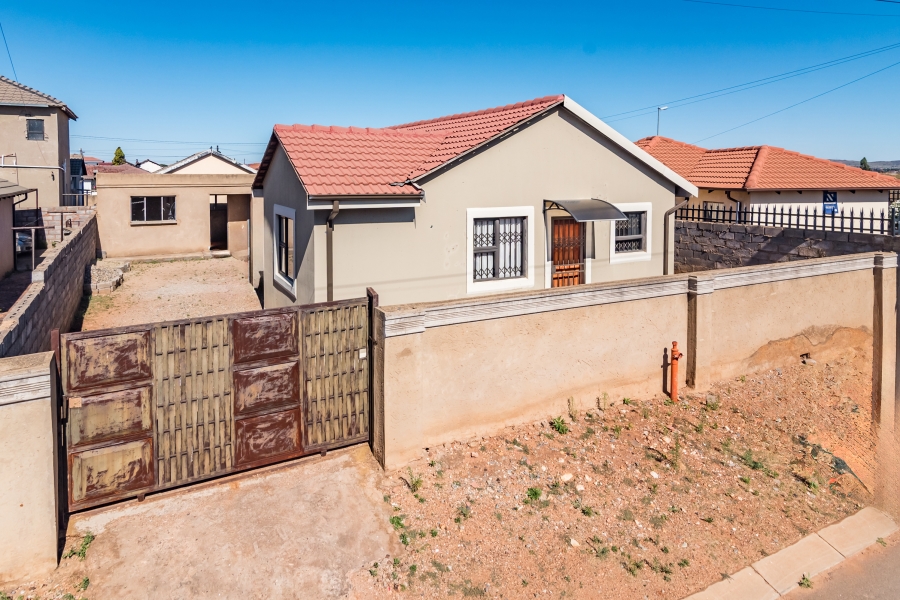 3 Bedroom Property for Sale in Protea Glen Gauteng