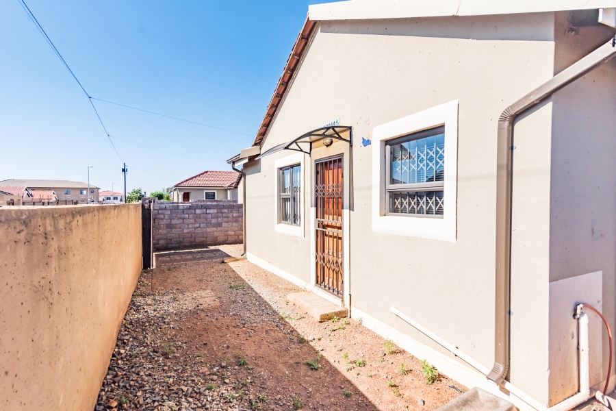 3 Bedroom Property for Sale in Protea Glen Gauteng