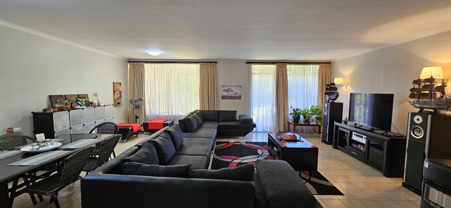 2 Bedroom Property for Sale in Three Rivers Proper Gauteng