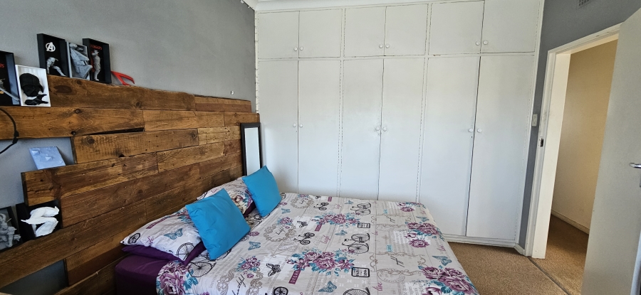 2 Bedroom Property for Sale in Three Rivers Proper Gauteng